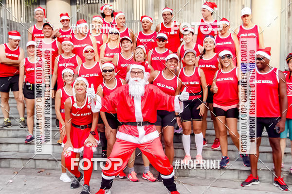 Compre suas fotos do eventoSubida do Papai Noel - treino da Equipe P� carioca no Fotop