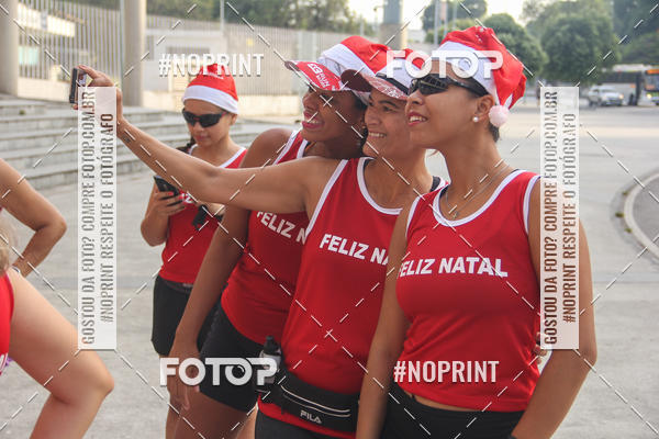 Compre suas fotos do eventoSubida do Papai Noel - treino da Equipe P� carioca no Fotop
