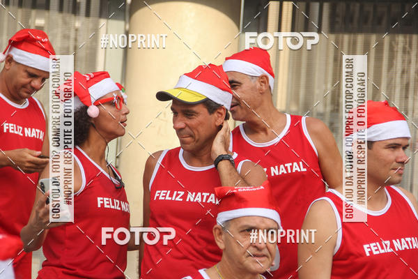 Compre suas fotos do eventoSubida do Papai Noel - treino da Equipe P� carioca no Fotop