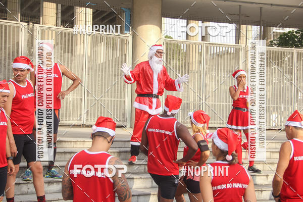 Compre suas fotos do eventoSubida do Papai Noel - treino da Equipe P� carioca no Fotop