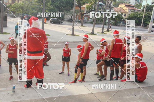 Compre suas fotos do eventoSubida do Papai Noel - treino da Equipe P� carioca no Fotop
