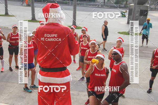 Compre suas fotos do eventoSubida do Papai Noel - treino da Equipe P� carioca no Fotop