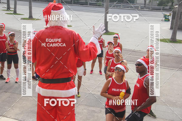 Compre suas fotos do eventoSubida do Papai Noel - treino da Equipe P� carioca no Fotop