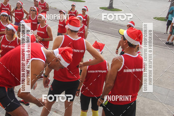 Compre suas fotos do eventoSubida do Papai Noel - treino da Equipe P� carioca no Fotop