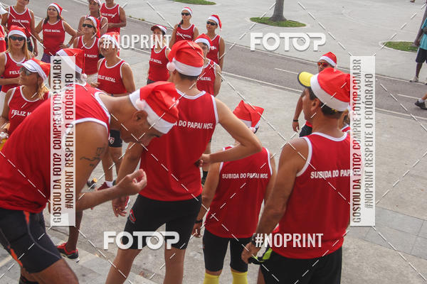 Compre suas fotos do eventoSubida do Papai Noel - treino da Equipe P� carioca no Fotop