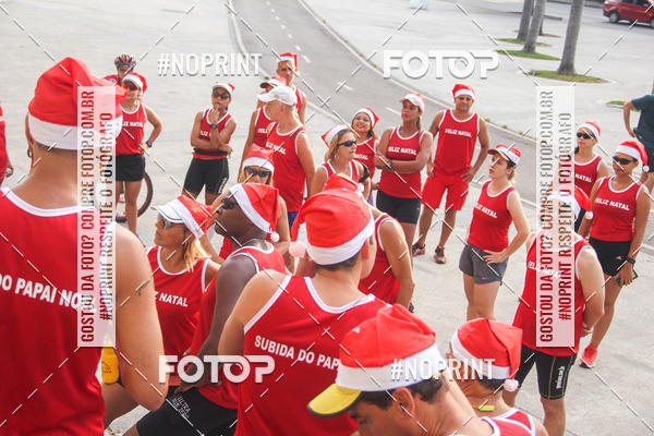 Compre suas fotos do eventoSubida do Papai Noel - treino da Equipe P� carioca no Fotop