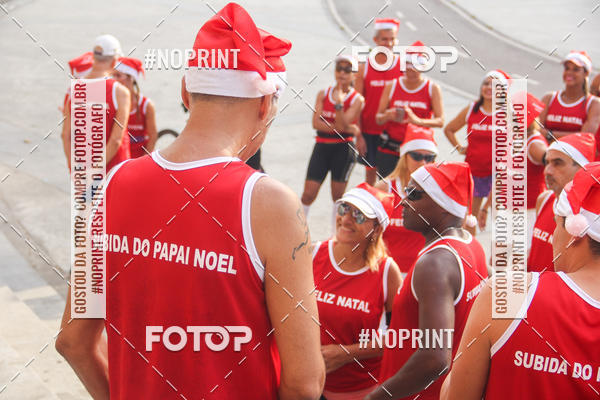Compre suas fotos do eventoSubida do Papai Noel - treino da Equipe P� carioca no Fotop