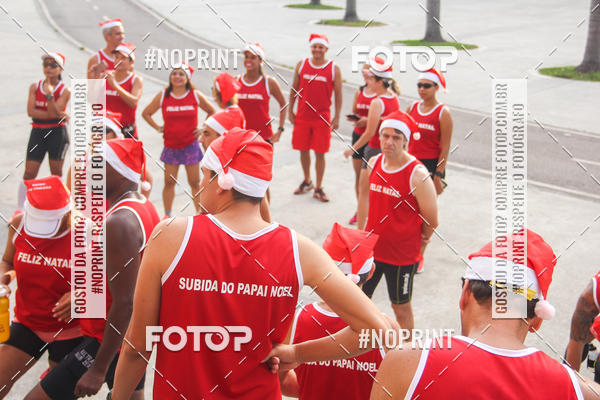 Compre suas fotos do eventoSubida do Papai Noel - treino da Equipe P� carioca no Fotop