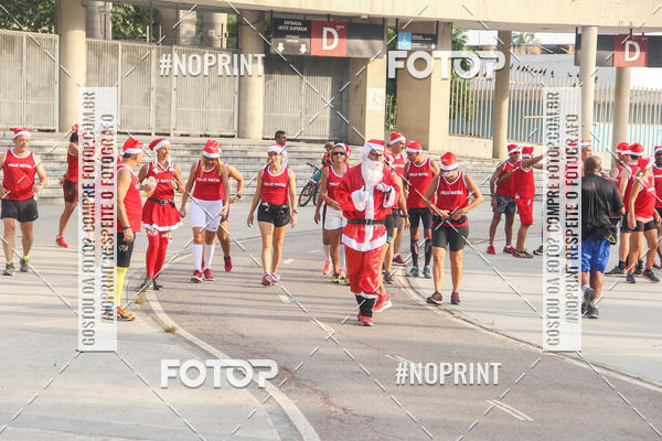 Compre suas fotos do eventoSubida do Papai Noel - treino da Equipe P� carioca no Fotop
