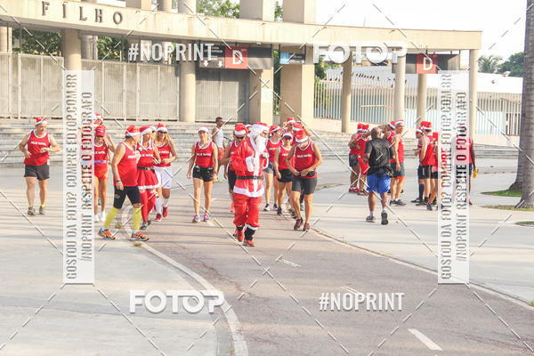 Compre suas fotos do eventoSubida do Papai Noel - treino da Equipe P� carioca no Fotop