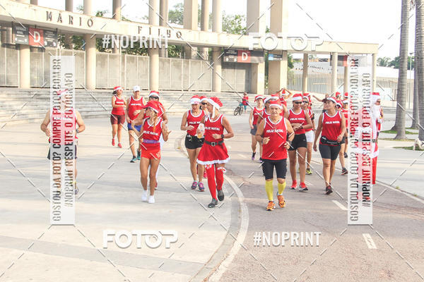 Compre suas fotos do eventoSubida do Papai Noel - treino da Equipe P� carioca no Fotop