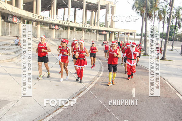Compre suas fotos do eventoSubida do Papai Noel - treino da Equipe P� carioca no Fotop