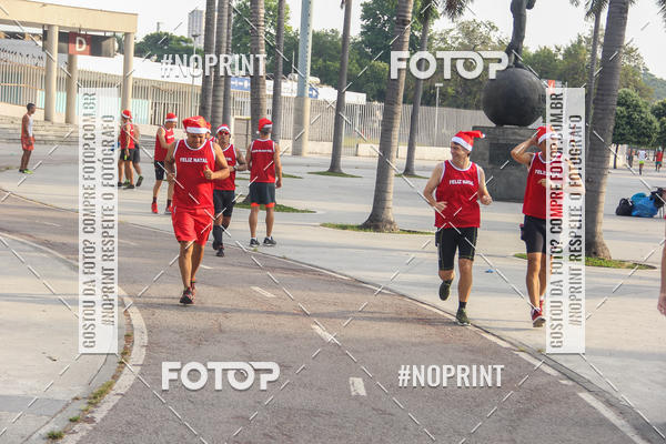 Compra tus fotos del eventoSubida do Papai Noel - treino da Equipe P� carioca En Fotop
