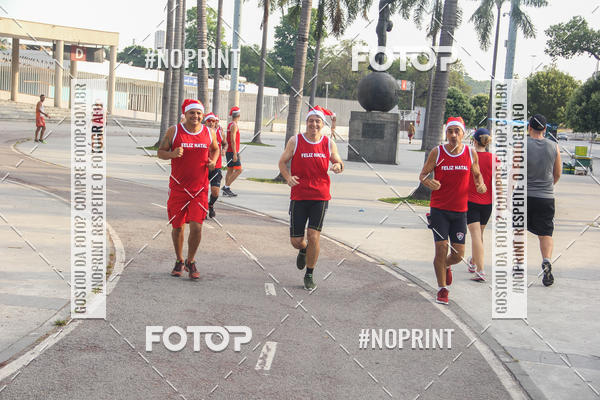 Compra tus fotos del eventoSubida do Papai Noel - treino da Equipe P� carioca En Fotop