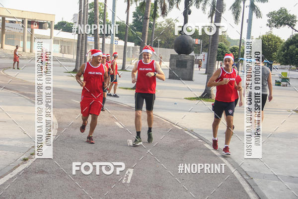 Compra tus fotos del eventoSubida do Papai Noel - treino da Equipe P� carioca En Fotop