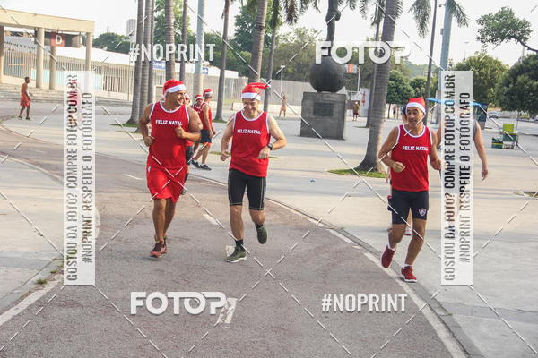 Compra tus fotos del eventoSubida do Papai Noel - treino da Equipe P� carioca En Fotop
