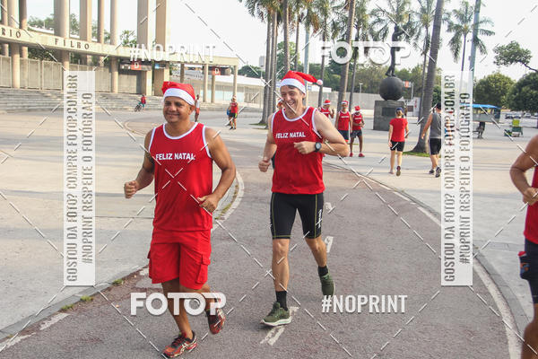 Compra tus fotos del eventoSubida do Papai Noel - treino da Equipe P� carioca En Fotop