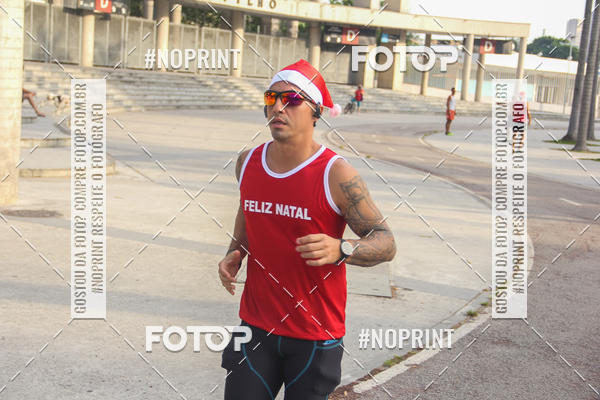 Compra tus fotos del eventoSubida do Papai Noel - treino da Equipe P� carioca En Fotop