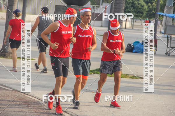 Compra tus fotos del eventoSubida do Papai Noel - treino da Equipe P� carioca En Fotop