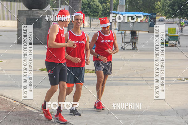 Compra tus fotos del eventoSubida do Papai Noel - treino da Equipe P� carioca En Fotop
