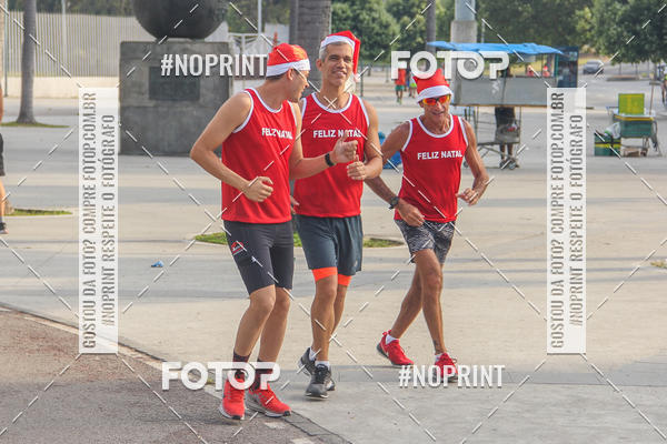 Compra tus fotos del eventoSubida do Papai Noel - treino da Equipe P� carioca En Fotop