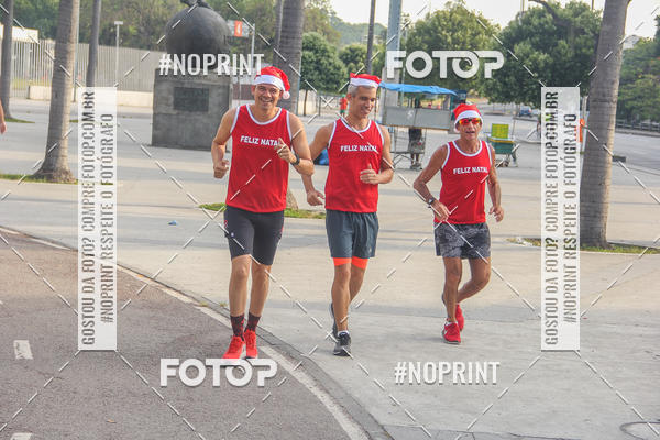 Compra tus fotos del eventoSubida do Papai Noel - treino da Equipe P� carioca En Fotop
