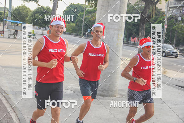 Compra tus fotos del eventoSubida do Papai Noel - treino da Equipe P� carioca En Fotop