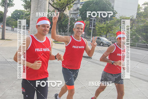 Compra tus fotos del eventoSubida do Papai Noel - treino da Equipe P� carioca En Fotop