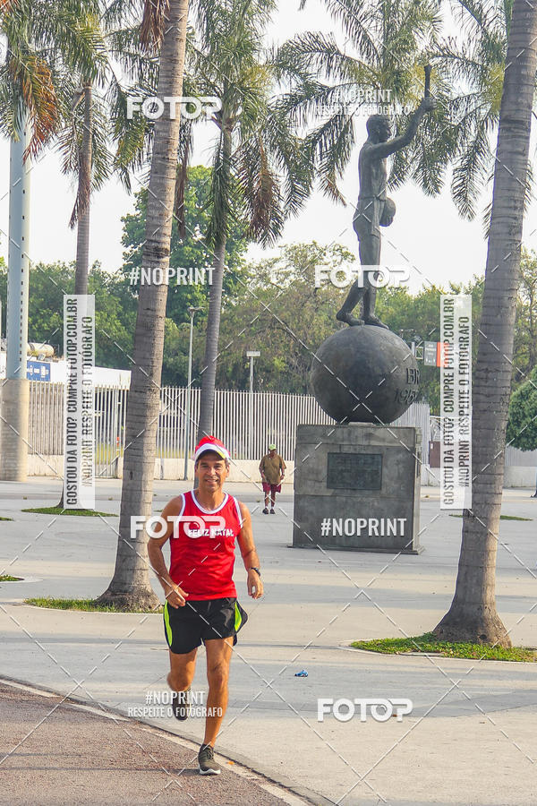Compra tus fotos del eventoSubida do Papai Noel - treino da Equipe P� carioca En Fotop
