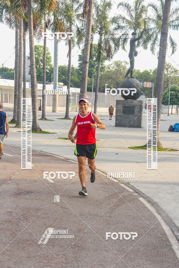 Compra tus fotos del eventoSubida do Papai Noel - treino da Equipe P� carioca En Fotop