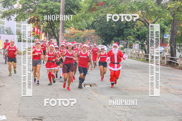 Achetez vos photos de l'�v�nementSubida do Papai Noel - treino da Equipe P� carioca sur Fotop