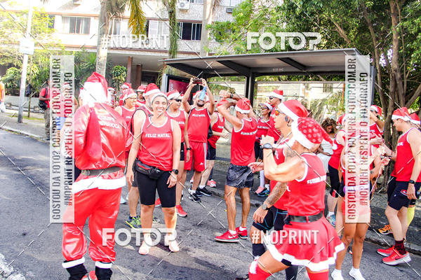 Achetez vos photos de l'�v�nementSubida do Papai Noel - treino da Equipe P� carioca sur Fotop