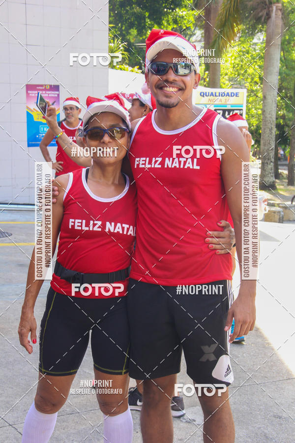 Compre as suas fotos do eventoSubida do Papai Noel - treino da Equipe P� carioca no Fotop
