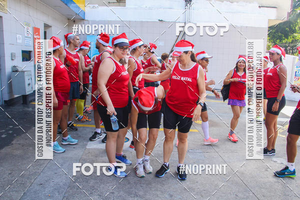Compre as suas fotos do eventoSubida do Papai Noel - treino da Equipe P� carioca no Fotop
