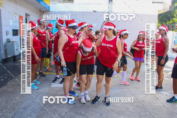 Compre as suas fotos do eventoSubida do Papai Noel - treino da Equipe P� carioca no Fotop