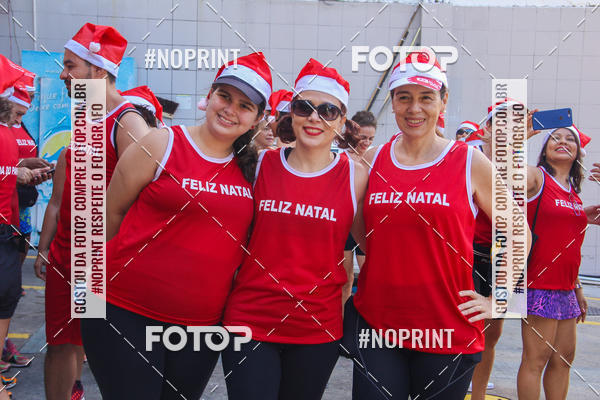 Compre as suas fotos do eventoSubida do Papai Noel - treino da Equipe P� carioca no Fotop