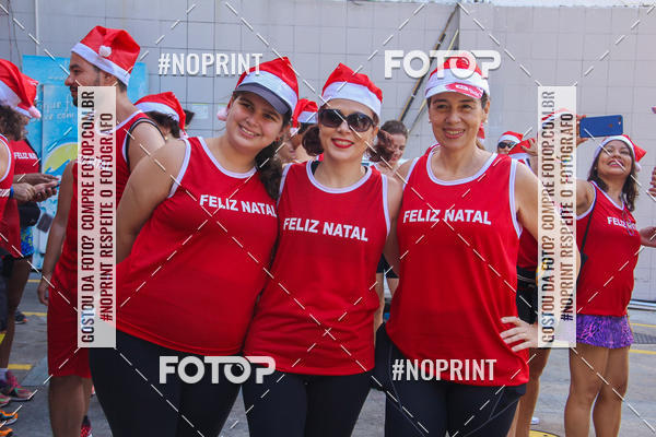 Compre as suas fotos do eventoSubida do Papai Noel - treino da Equipe P� carioca no Fotop