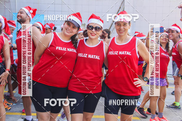 Compre as suas fotos do eventoSubida do Papai Noel - treino da Equipe P� carioca no Fotop