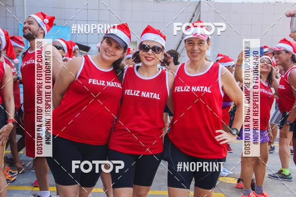 Compre as suas fotos do eventoSubida do Papai Noel - treino da Equipe P� carioca no Fotop