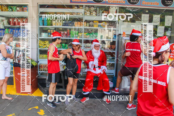 Compre as suas fotos do eventoSubida do Papai Noel - treino da Equipe P� carioca no Fotop