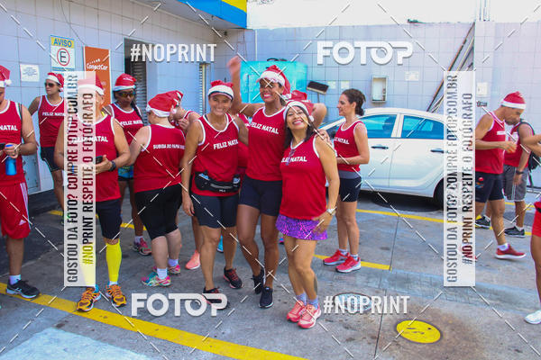 Compre as suas fotos do eventoSubida do Papai Noel - treino da Equipe P� carioca no Fotop