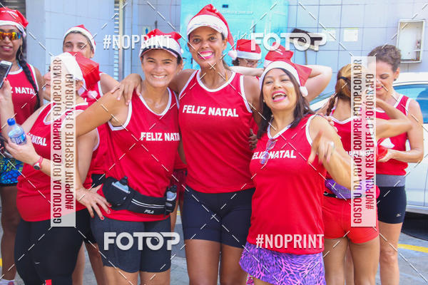 Compre as suas fotos do eventoSubida do Papai Noel - treino da Equipe P� carioca no Fotop