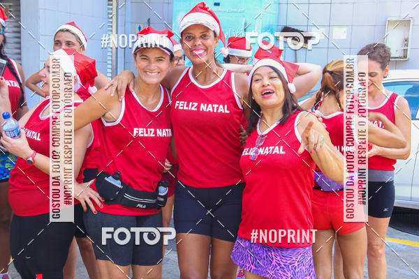 Compre as suas fotos do eventoSubida do Papai Noel - treino da Equipe P� carioca no Fotop