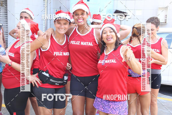 Compre as suas fotos do eventoSubida do Papai Noel - treino da Equipe P� carioca no Fotop