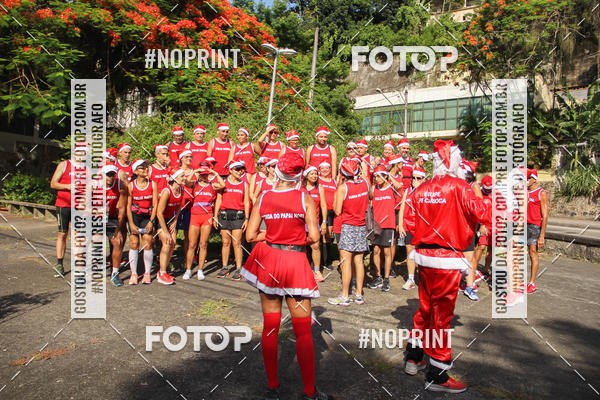 Compra tus fotos del eventoSubida do Papai Noel - treino da Equipe P� carioca En Fotop