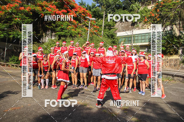 Compra tus fotos del eventoSubida do Papai Noel - treino da Equipe P� carioca En Fotop