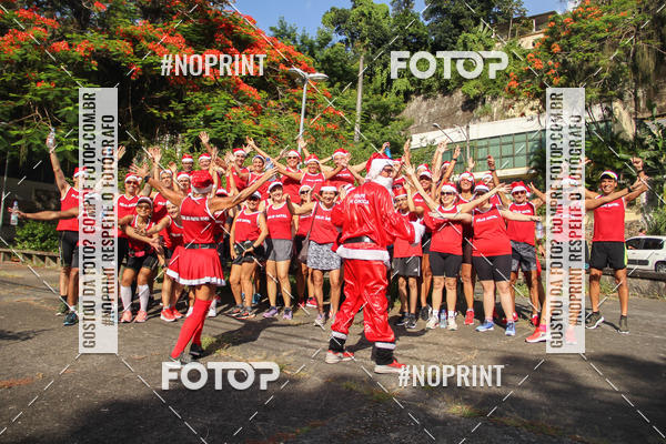 Compra tus fotos del eventoSubida do Papai Noel - treino da Equipe P� carioca En Fotop