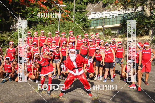Compra tus fotos del eventoSubida do Papai Noel - treino da Equipe P� carioca En Fotop