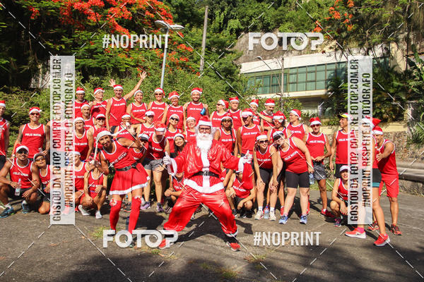 Compra tus fotos del eventoSubida do Papai Noel - treino da Equipe P� carioca En Fotop
