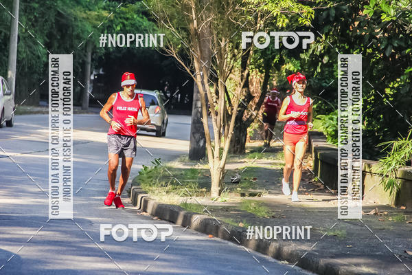 Buy your photos of the eventSubida do Papai Noel - treino da Equipe P� carioca on Fotop